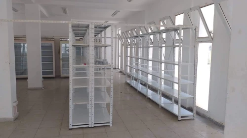 Étagère rayonnage léger archive stock magasin