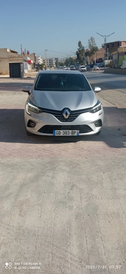 Renault Clio 5  2021 Entens