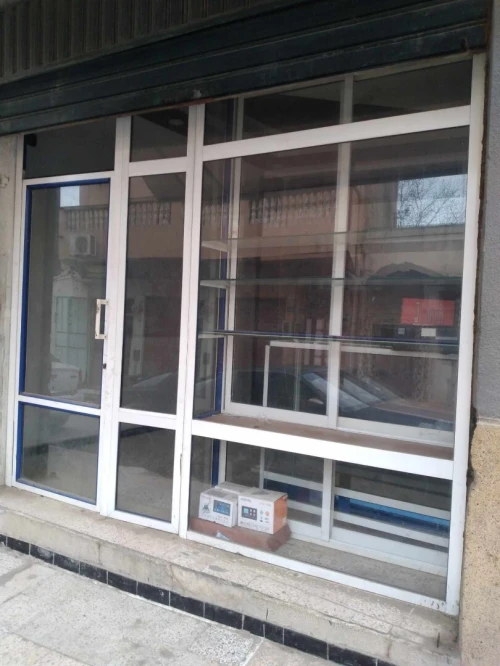 vitrine aluminium 