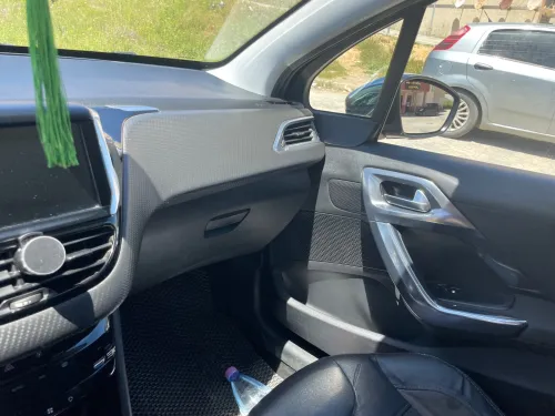 Peugeot 2008 2015 Allure