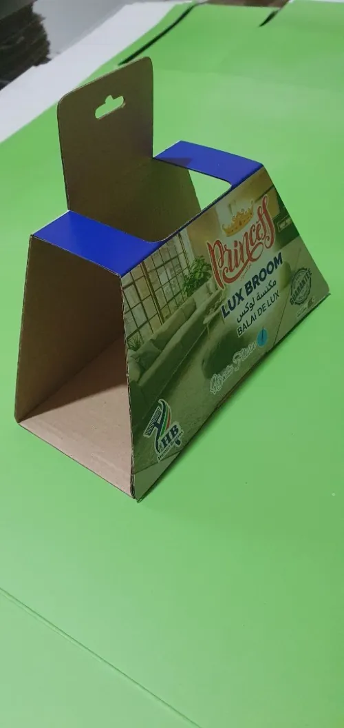Emballage , contre collage carton