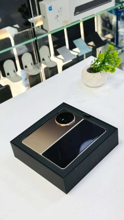 HONOR MAGIC V5 VERSION GLOBAL AVEC BOITE ET MAGIC PEN