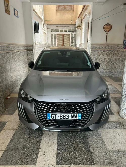 Peugeot 208 2024 Allure Pack