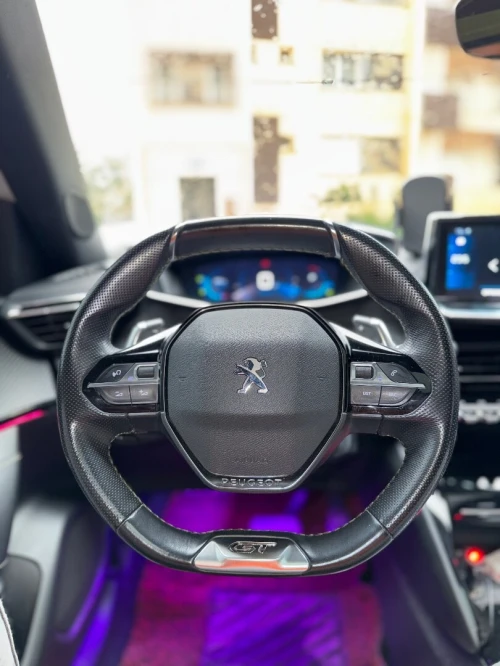 Peugeot 2008 2021 GT