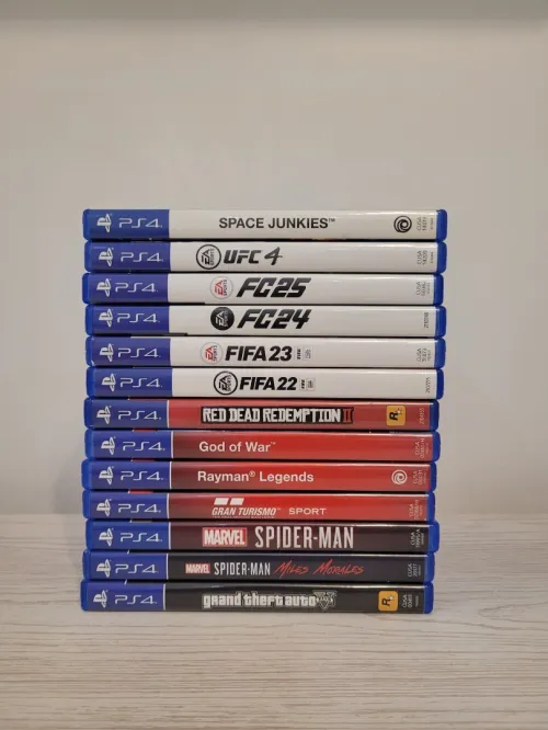PS4 slim