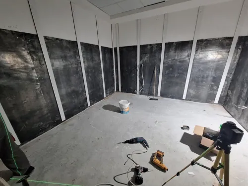 Plombage salle de radio