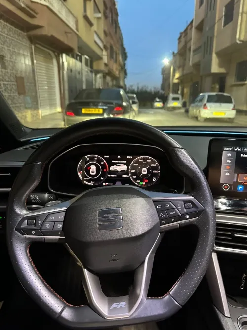 Seat Leon 2024 FR beats la full option