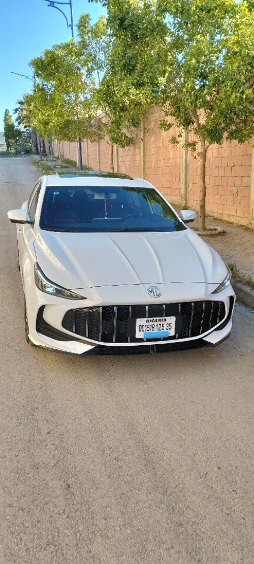 MG MG5 2025 