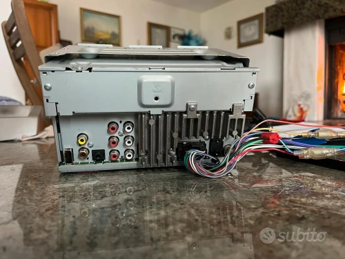 Mini chaine pionner Mvh a200vbt