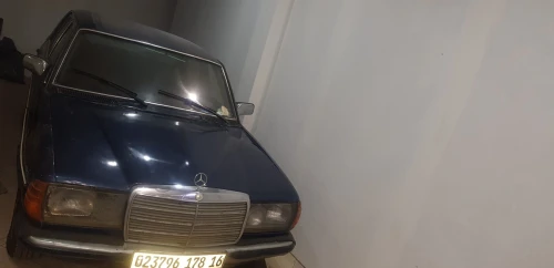 Mercedes W123...300D 1978 