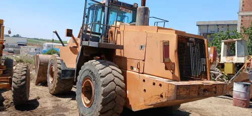 case 921C 2002