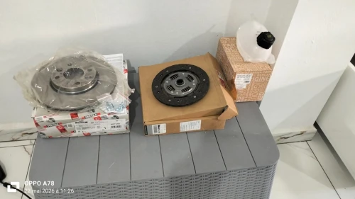 Disque de frein+ disque et plateau+ bouteille d'eau cadeau