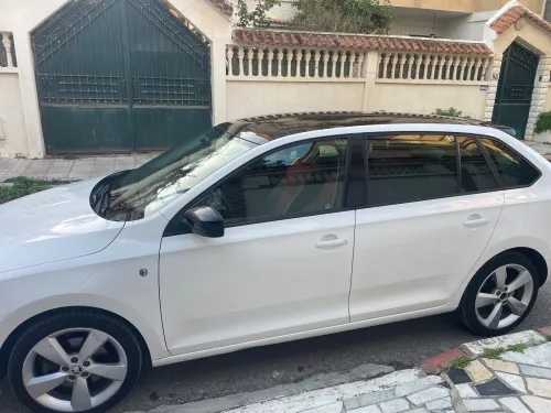 Skoda Rapid Spaceback 2014 