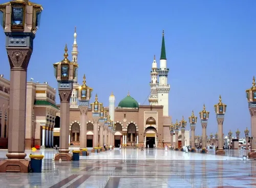 عمرة 15 يوم خطوط جزائرية فندق ارائك غزة خلال رمضان المبارك 