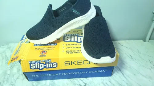 SKECHERS SLIPS-INS 