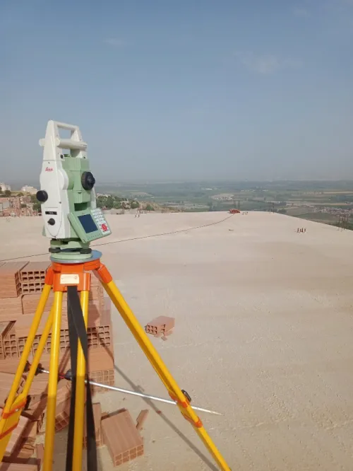 TOPOGRAPHE