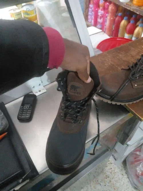 Different bottes