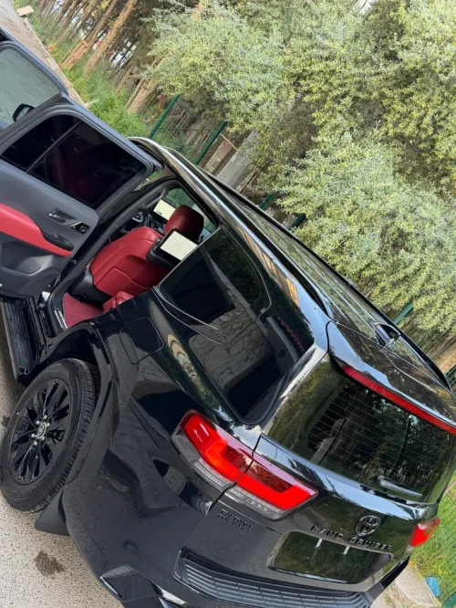 Toyota Land Cruiser  2026 VXR VIP