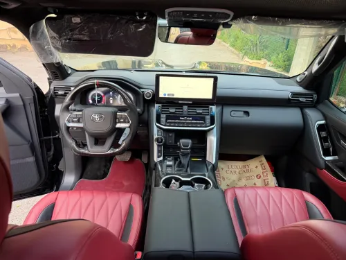 Toyota Land Cruiser  2026 VXR VIP