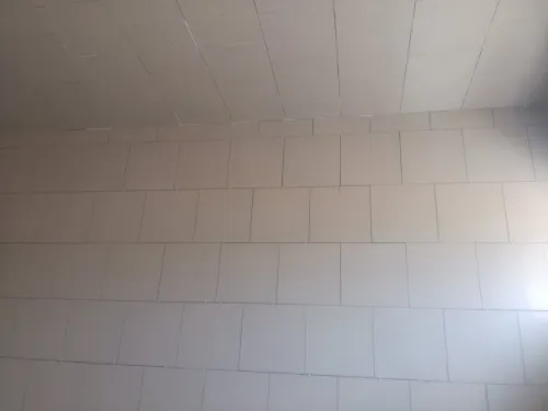 Revêtement pour piscine et sanitaires....
