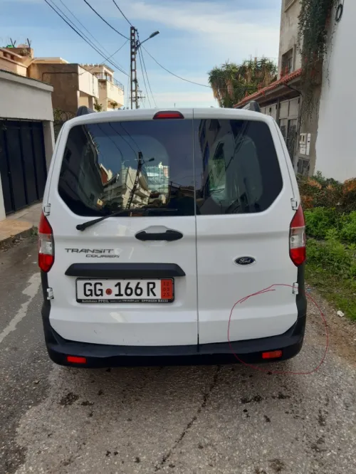 Ford courier 2023 confort