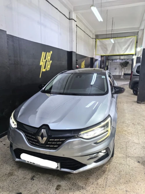Renault Megane 4  2023 Itens