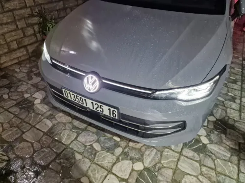 Volkswagen Golf 8 2025 R-Line