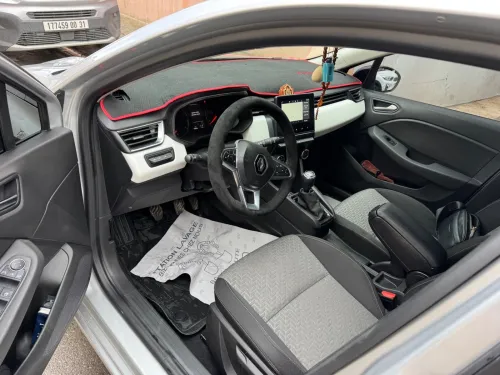 Renault Clio 5  2023 Intense