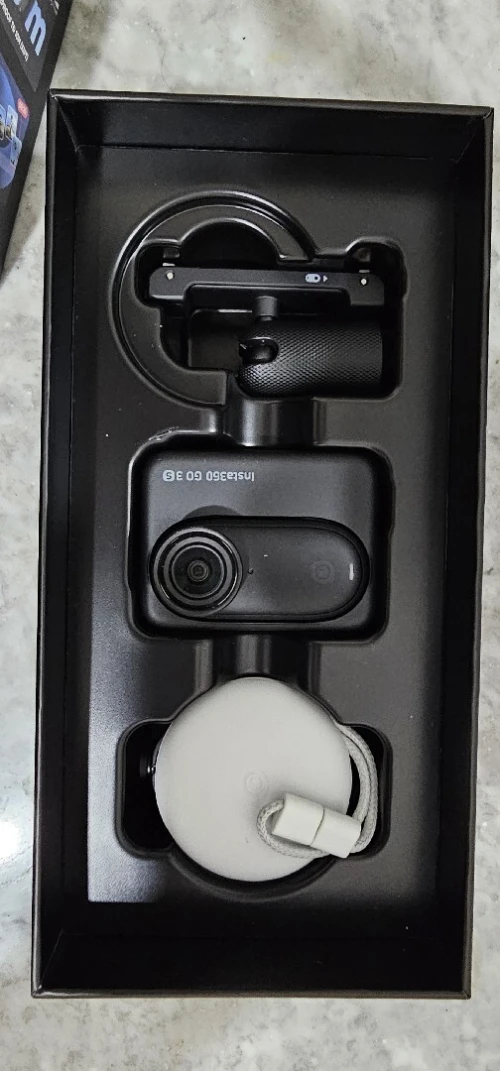 Camera insta360 go 3s 4K 128G neuf