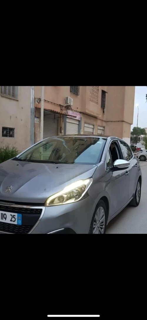 Peugeot 208 2019 Allure