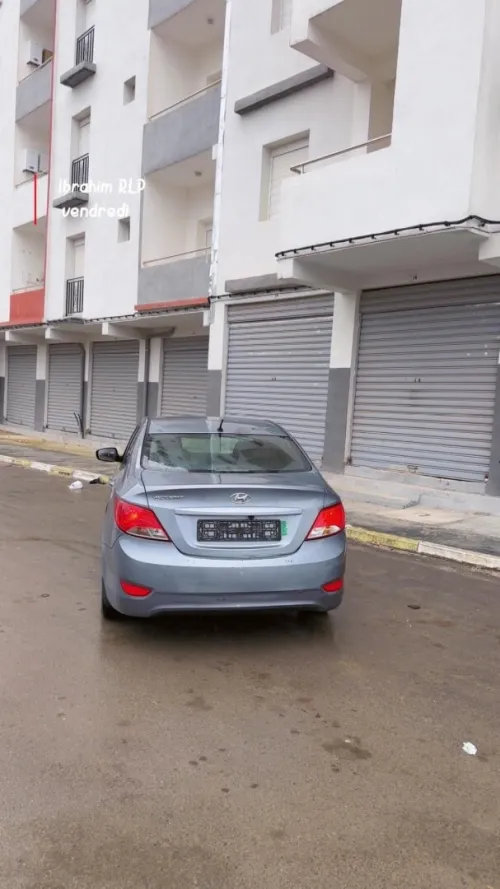 Hyundai Accent RB  4 portes 2018 Accent RB  4 portes