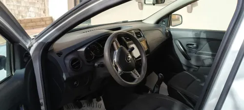 Renault Symbol 2023 Base clim