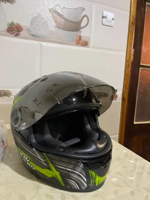 Casque de moto  scorpion exo  la taille S