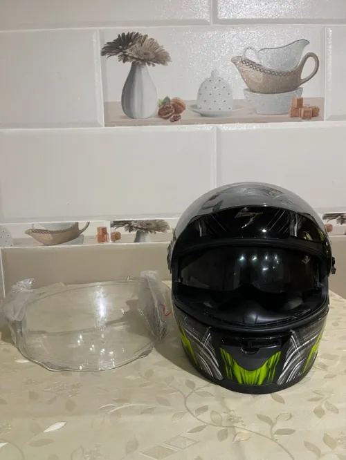 Casque de moto  scorpion exo  la taille S