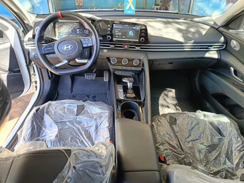 Hyundai Elantra 2025 Full option