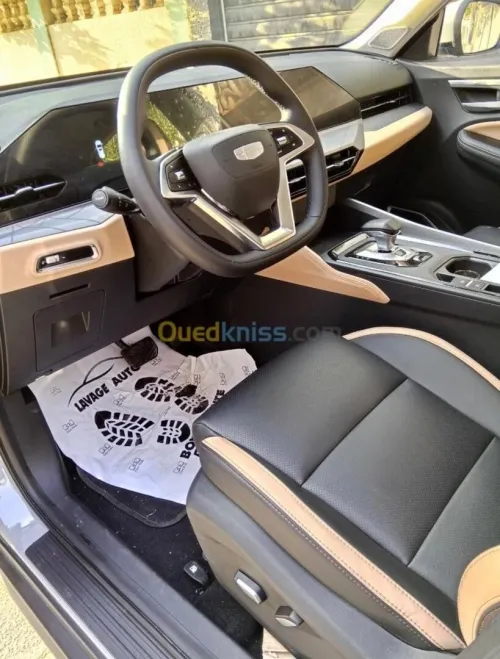 Geely X6 Pro  2025 Luxury 