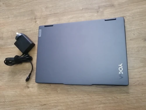 Laptop LENOVO YOGA 7i