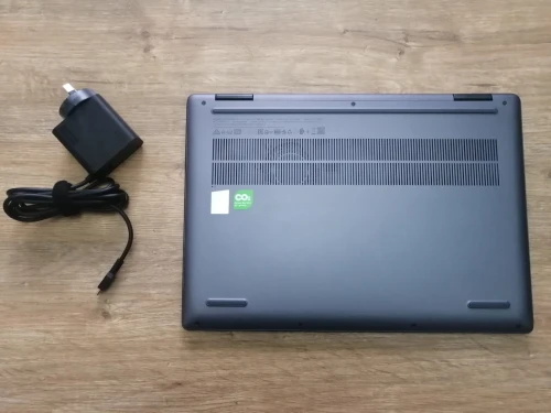 Laptop LENOVO YOGA 7i