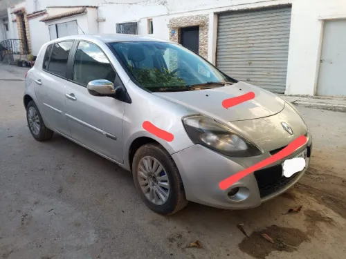 Renault Clio 3 2010 Nathan day