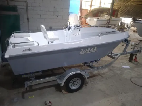 Bateau ZORAK 4.5 cc