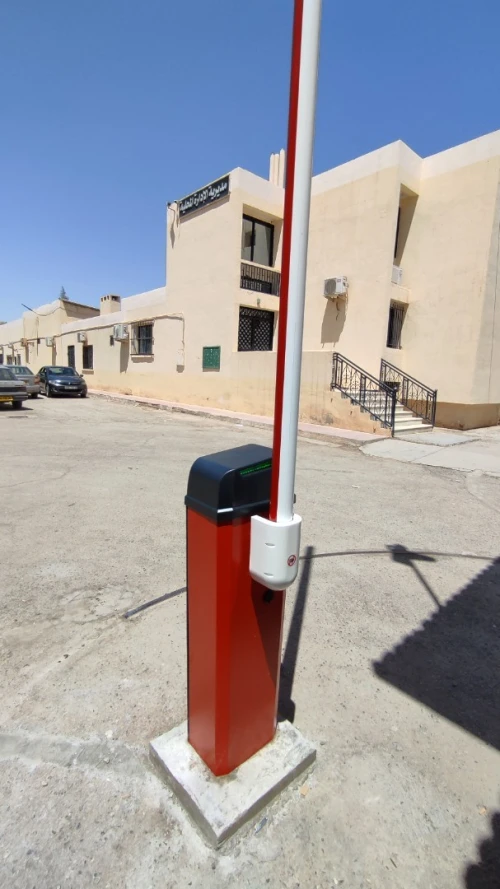 Barrière automatique électrique parking