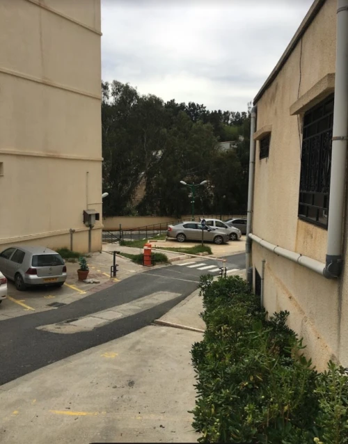 Location Appartement F4 Alger Dely brahim