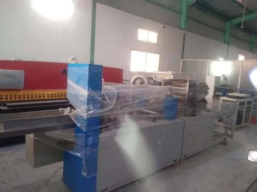 Machine pour fabrication Serviettes en papier 