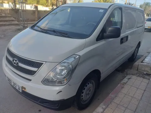 H1 Hyundai 2012