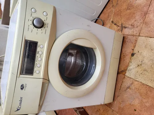 4 machines à laver en panne