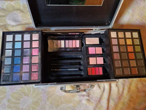 boite maquillage mariaunnaud