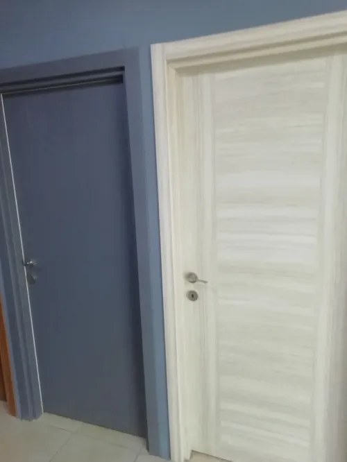 Porte intérieure PVC ou MDF