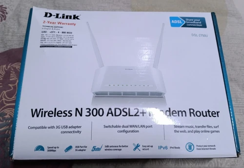 Modem D-Link Wireless N300 ADSL2+ Modem Router DSL-2750U