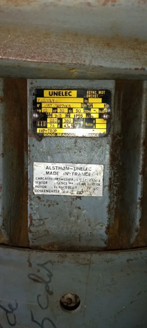 Moteur électrique triphasé asynchrone UNELEC Alsthom