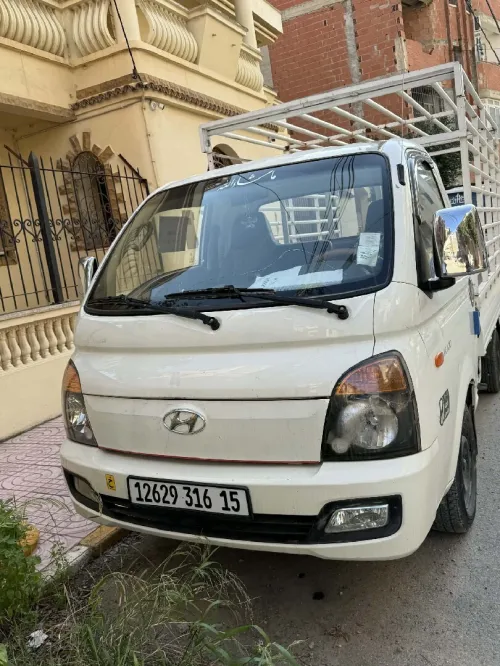 Hyundai H100 2016